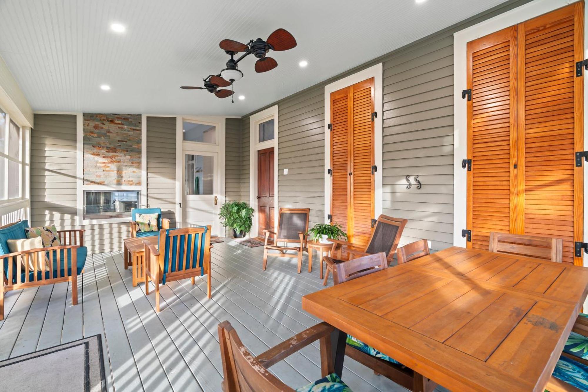 Historic Galveston Family Beach Home With 3 King Beds Eksteriør bilde