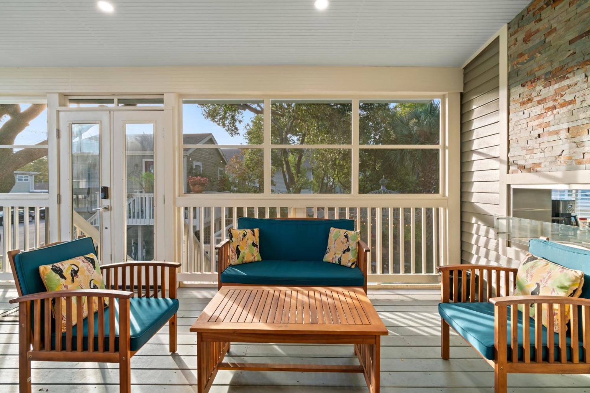 Historic Galveston Family Beach Home With 3 King Beds Eksteriør bilde